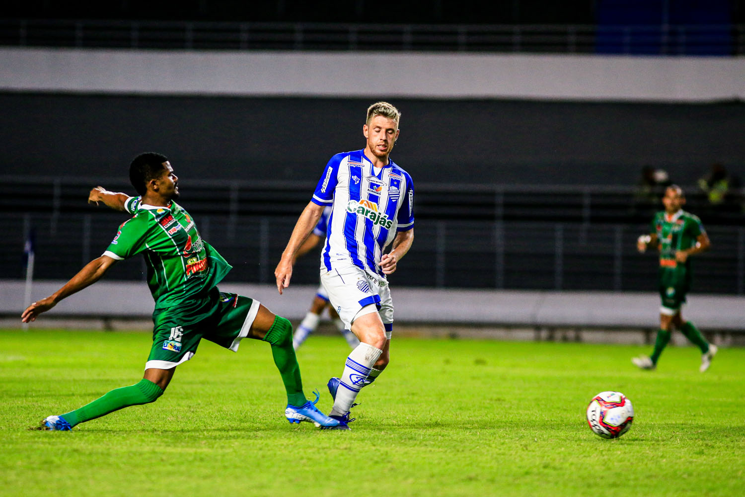 Com três de Bruno Mota, CSA massacra o Coruripe com goleada de 5 a 0 pelo Alagoano