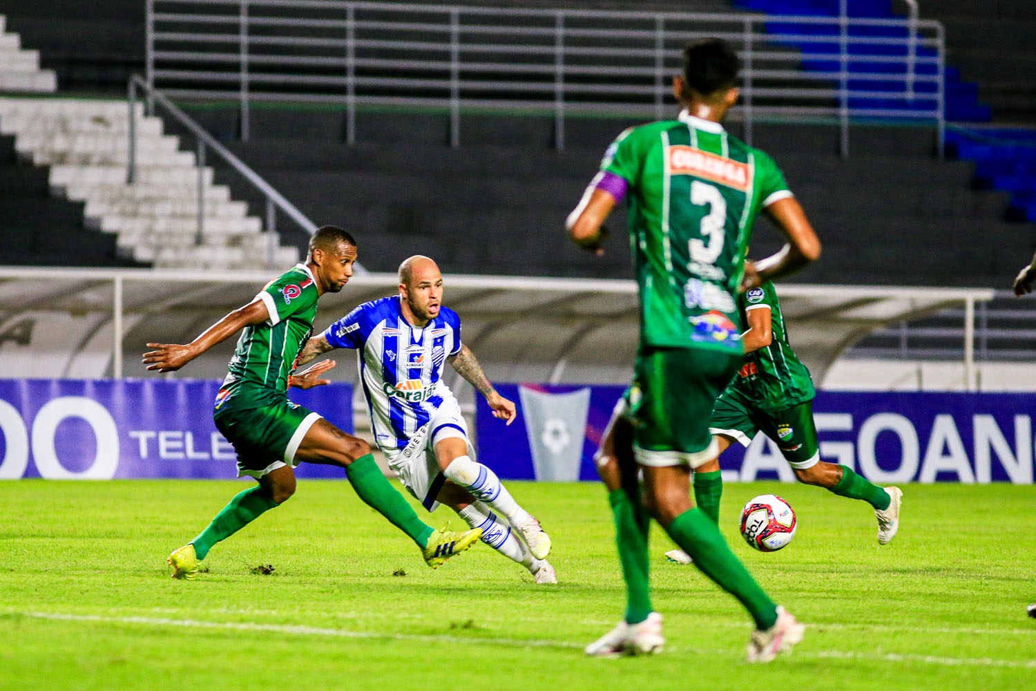 Com três de Bruno Mota, CSA massacra o Coruripe com goleada de 5 a 0 pelo Alagoano