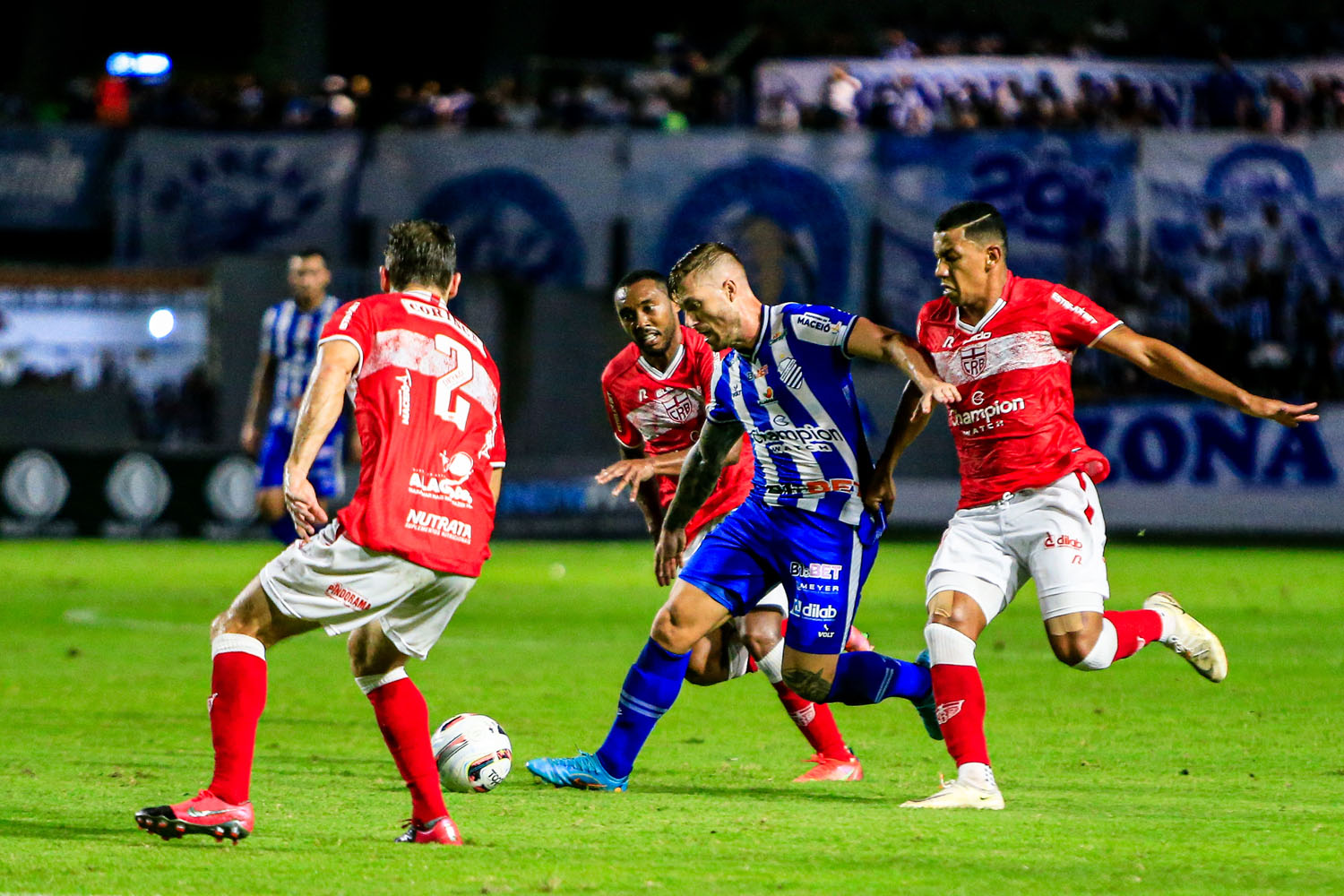 Desesperado na busca do empate, CSA teve segundo tempo ruim