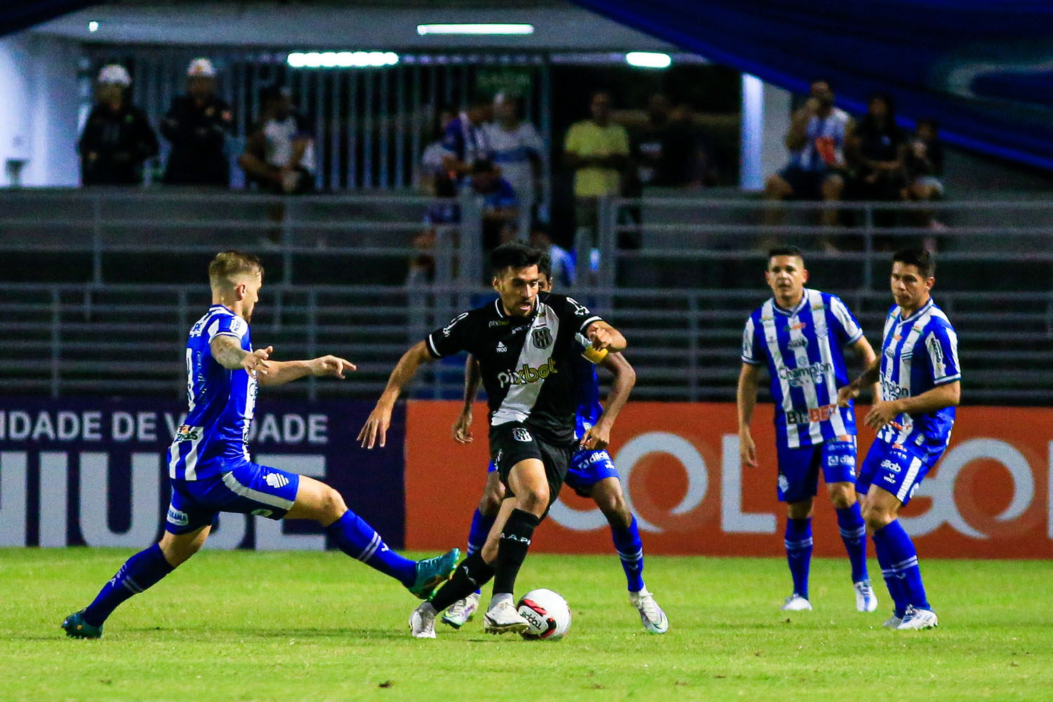 CSA decepciona, perde para a Ponte Preta e desce uma posição na tabela da Série B: 1 a 0
