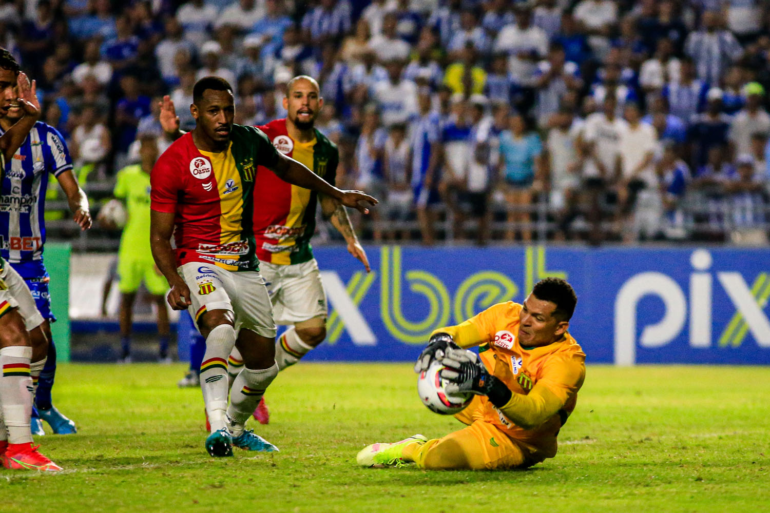 No empate por 0 a 0 com o Sampaio, na última rodada, CSA parou no goleiro