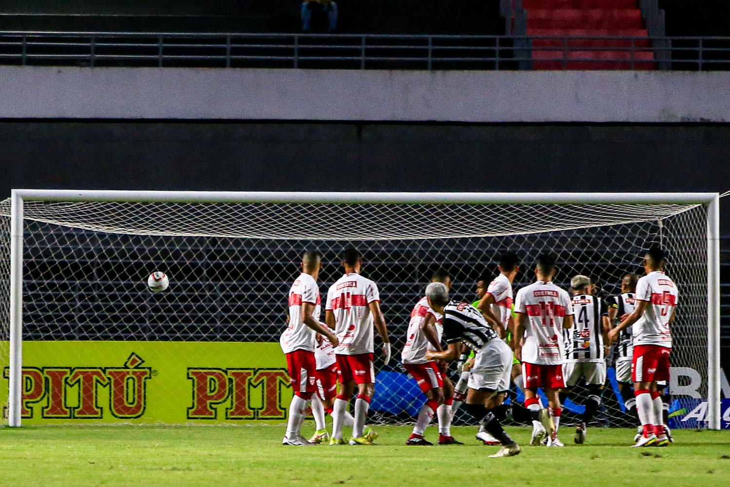 Acumulando confrontos sem vencer, Galo tem média inferior a um gol por partida