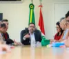 Paulo recebe servidores e projeta reajuste de quase 6% em 2024 imagem