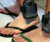Assembleia promulga lei que obriga presos de Alagoas a pagar pelo uso da tornozeleira eletrônica imagem