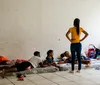 Mais de 15 mil pessoas continuam desabrigadas e desalojadas por causa das chuvas em AL imagem