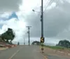 VÍDEO: Poste no meio de rodovia recém-inaugurada pelo Governo de AL coloca condutores em risco imagem