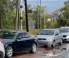 Após reajuste da Petrobras, brasileiros cruzam fronteira e enfrentam fila para abastecer na Argentina; média é de R$ 4,50 por litro de gasolina imagem