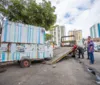 Quatro food trucks abandonados são removidos no Prado imagem