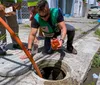 BRK Ambiental é autuada por descarte irregular de esgoto no Farol imagem