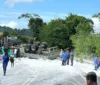 Colisão entre carro e caminhão deixa três feridos em Joaquim Gomes imagem