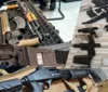 De AK-47 a fuzil T4; veja arsenal apreendido pela PF em Alagoas imagem