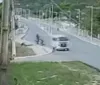 VÍDEO: Novas imagens mostram momento exato de atropelamento de ciclistas em Guaxuma imagem