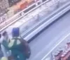 VÍDEO: criança é levada por desconhecida enquanto pais estão distraídos no mercado imagem