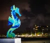Cavalo-marinho da Ponta Verde ganha pintura com símbolos de Maceió imagem