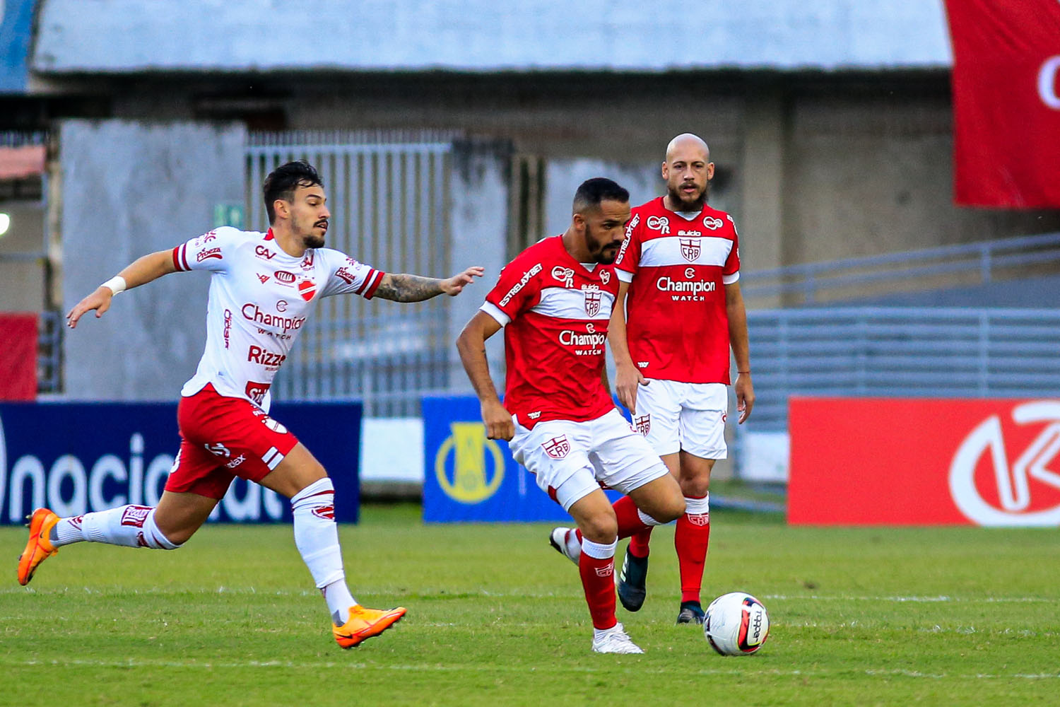 Com gol de Anselmo Ramon, CRB vence Vila Nova e deixa o Z4 da Série B: 1 a 0