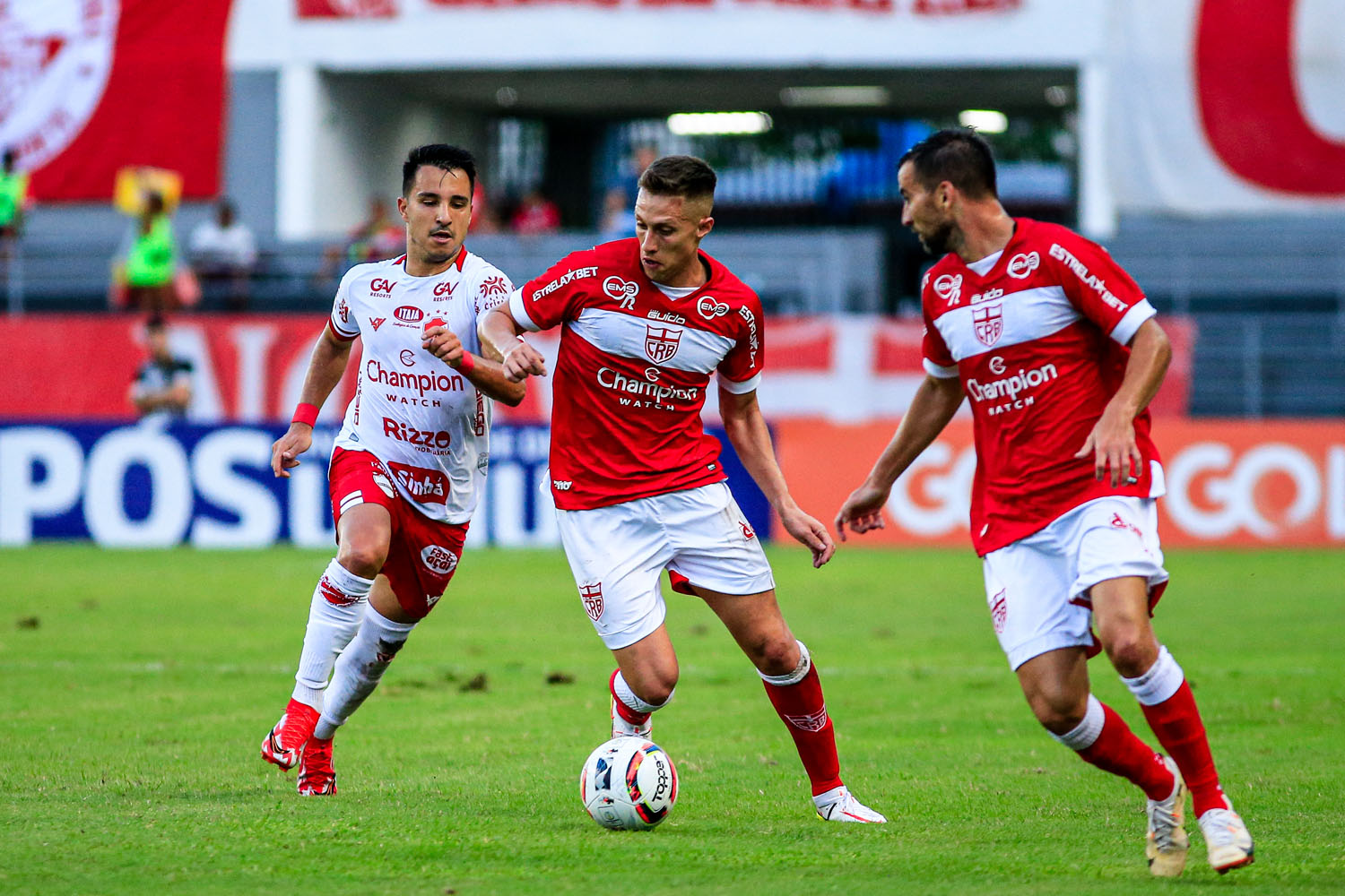 Com gol de Anselmo Ramon, CRB vence Vila Nova e deixa o Z4 da Série B: 1 a 0