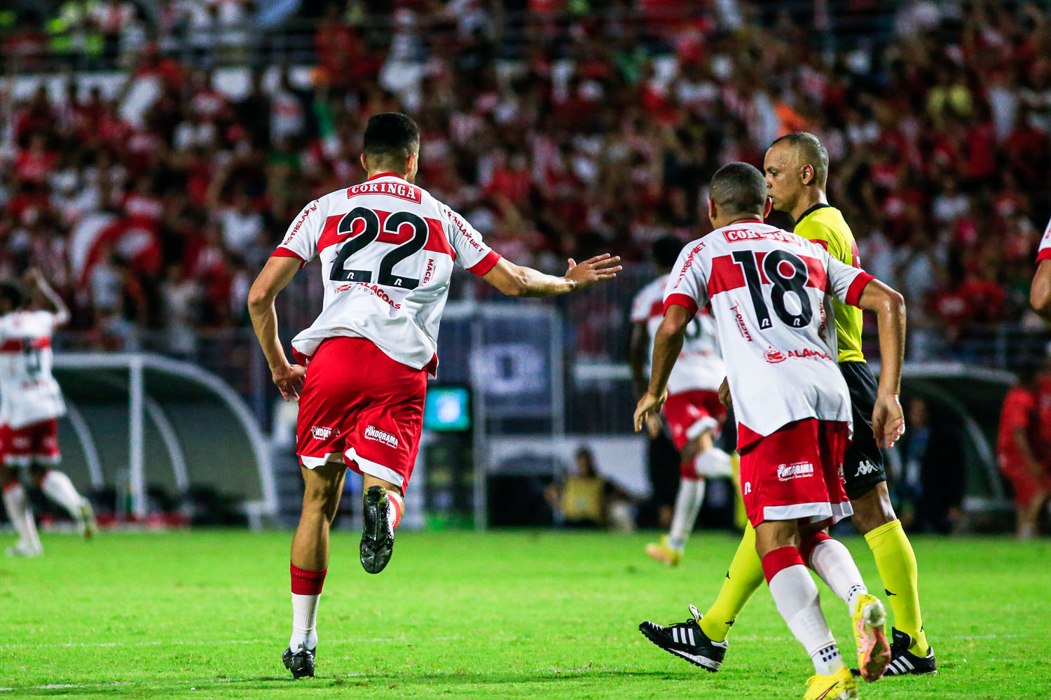 CRB vence Athletico e larga em vantagem na 3ª fase da Copa do Brasil