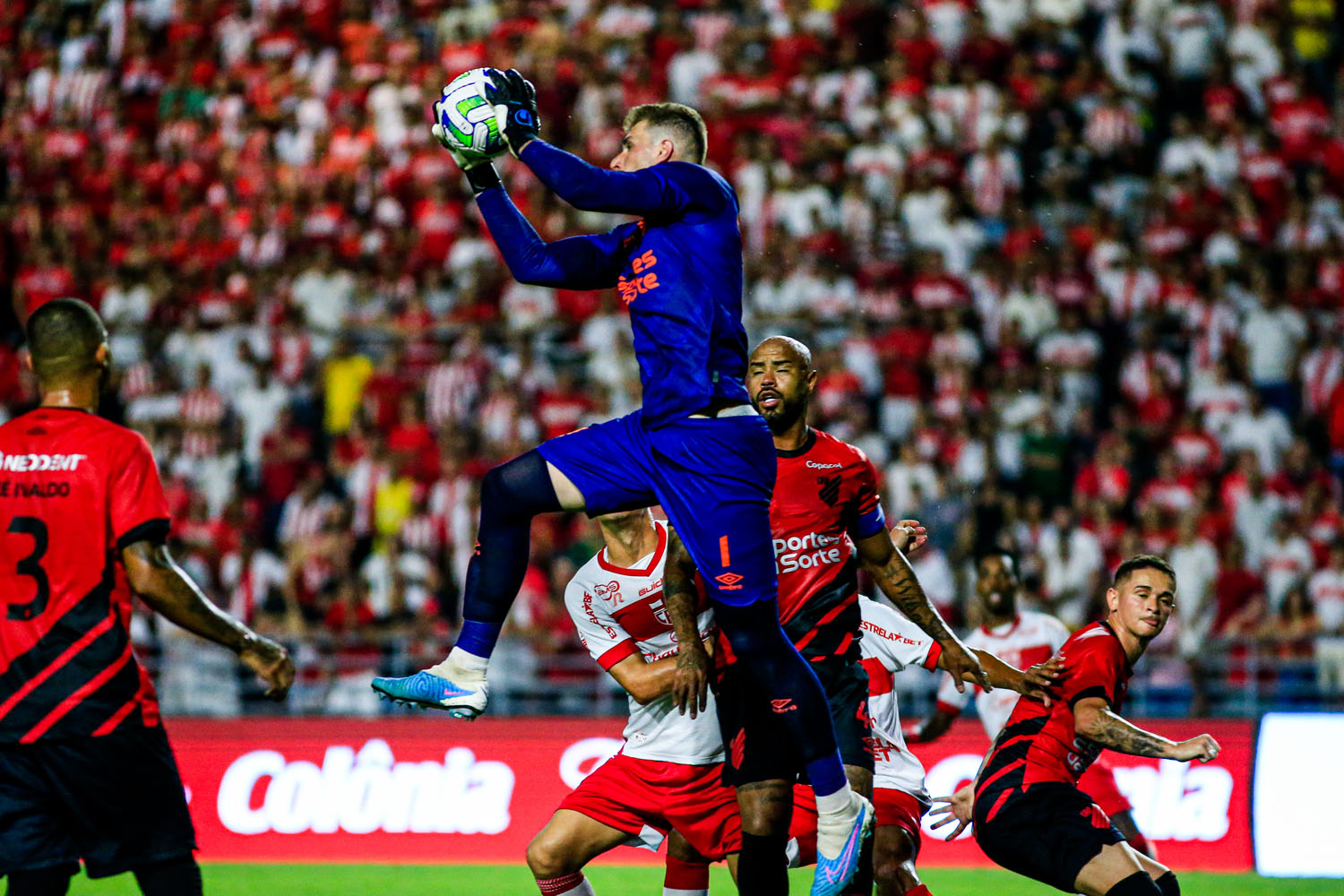 CRB ainda criou oportunidades para buscar o segundo gol