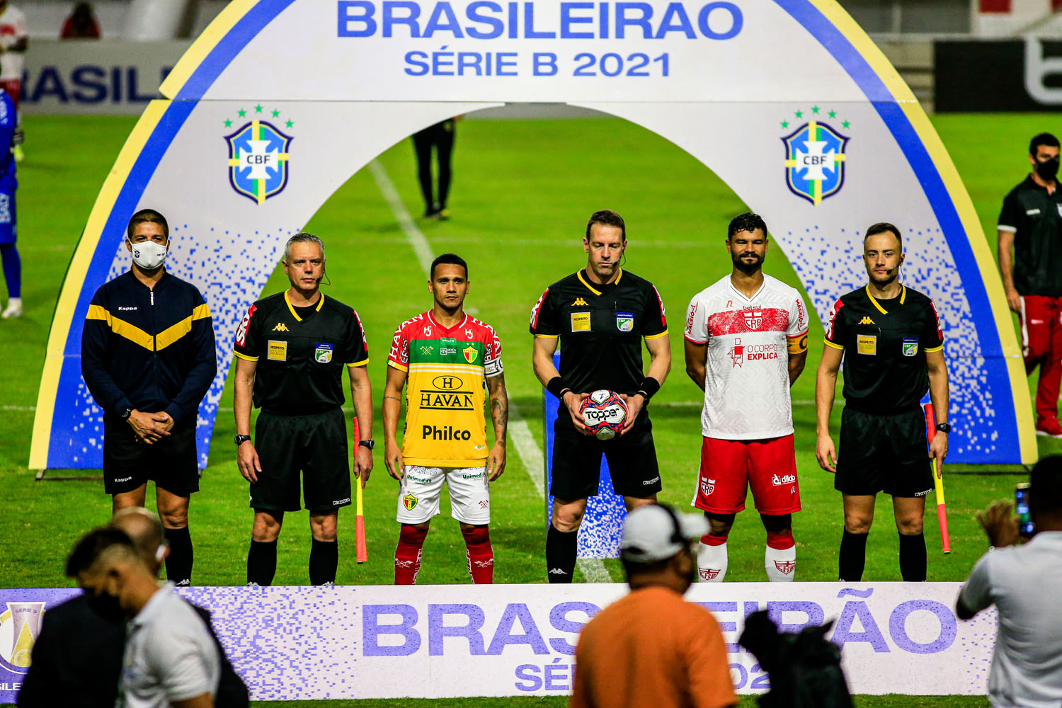 CRB atropela o Brusque e chega à vice-liderança da Série B: 3 a 0
