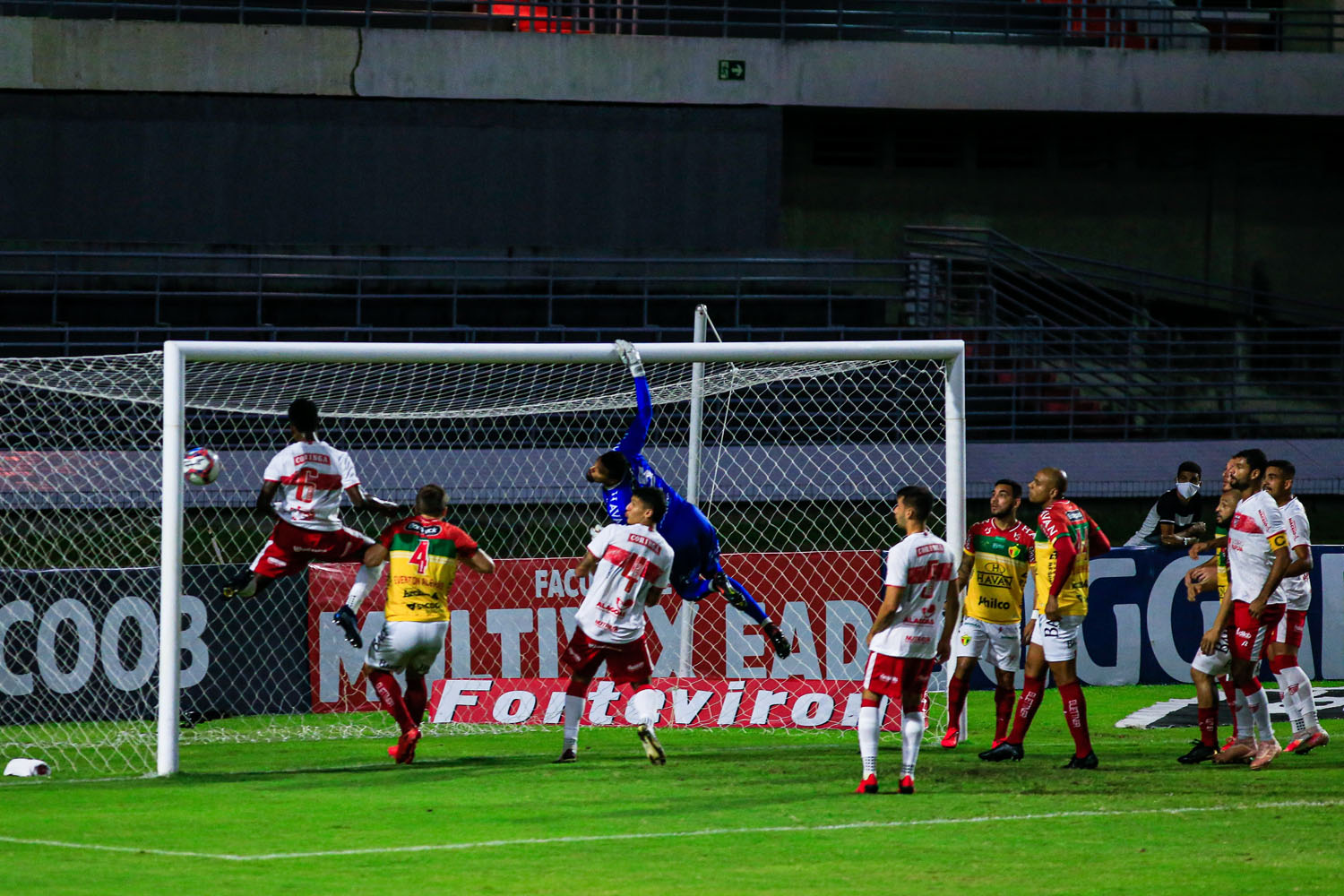 CRB atropela o Brusque e chega à vice-liderança da Série B: 3 a 0