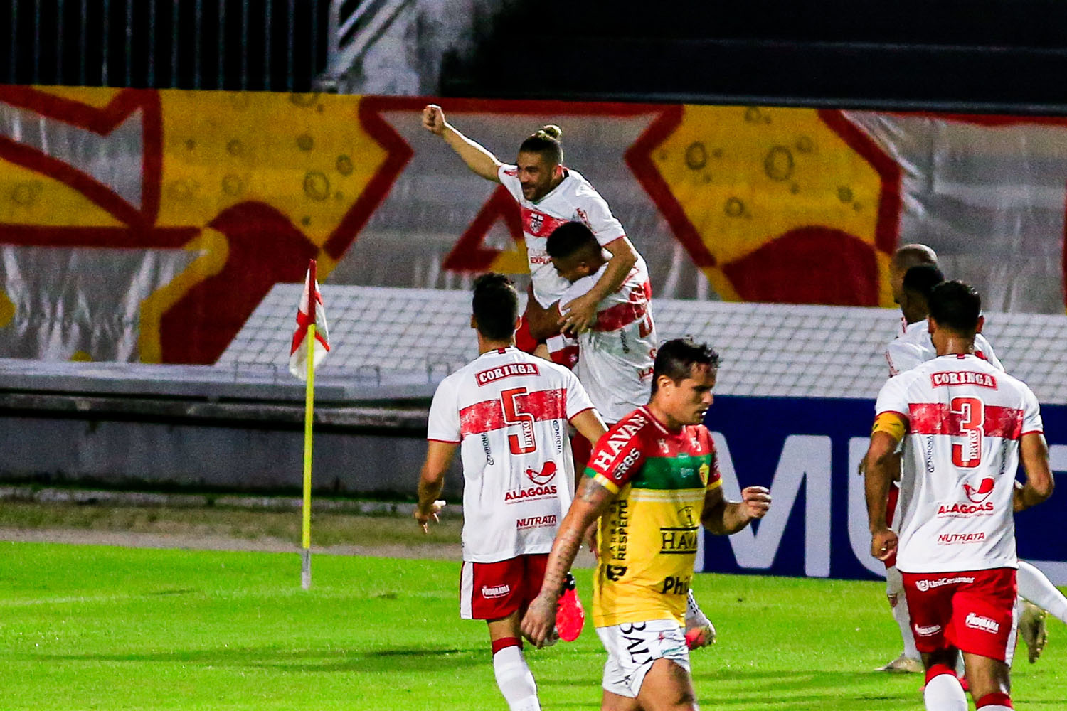 Diego Torres tem onze participações diretas nos gols regatianos