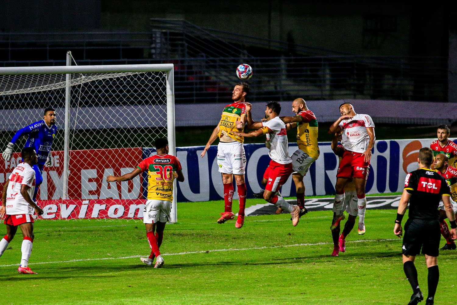 CRB reencontra o Brusque após 3 a 0 acachapante no primeiro turno da competição