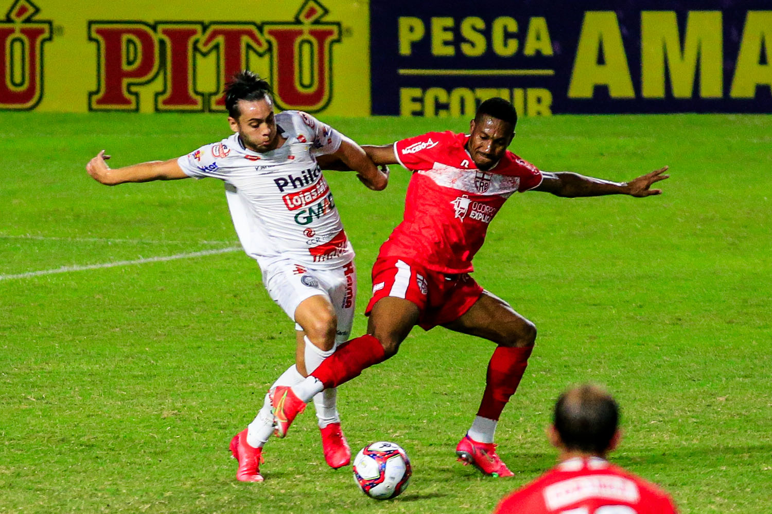 Pablo Dyego é expulso e o Galo só fica no empate com o Operário