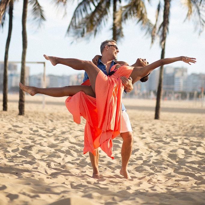 O doce amor venceu! O casal Adriana Bombom e Adrien Cunha são nossos entrevistados do 'Dia dos Namorados"