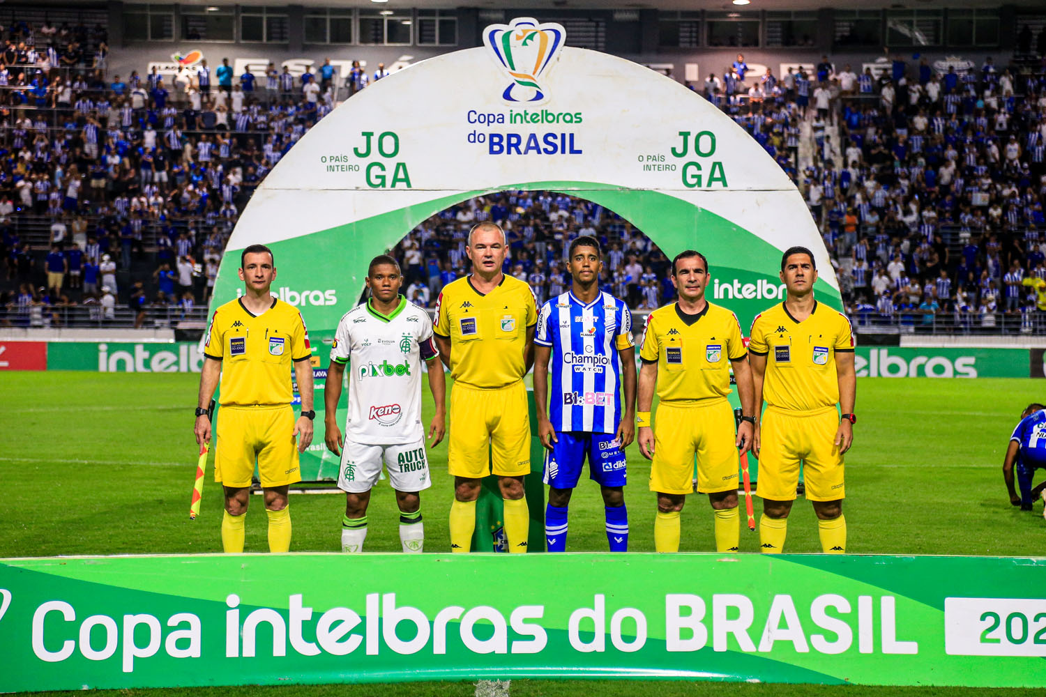 CSA faz péssima partida e assiste ao América-MG abrir vantagem de 3 a 0 na Copa do Brasil