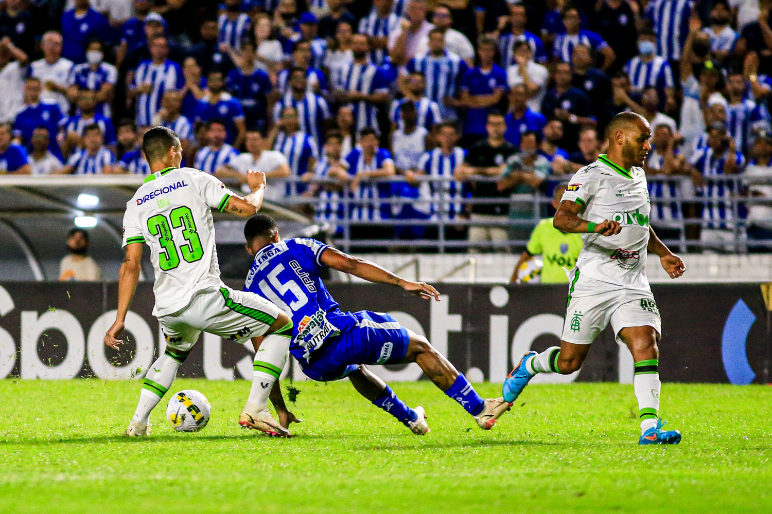 CSA faz péssima partida e assiste ao América-MG abrir vantagem de 3 a 0 na Copa do Brasil
