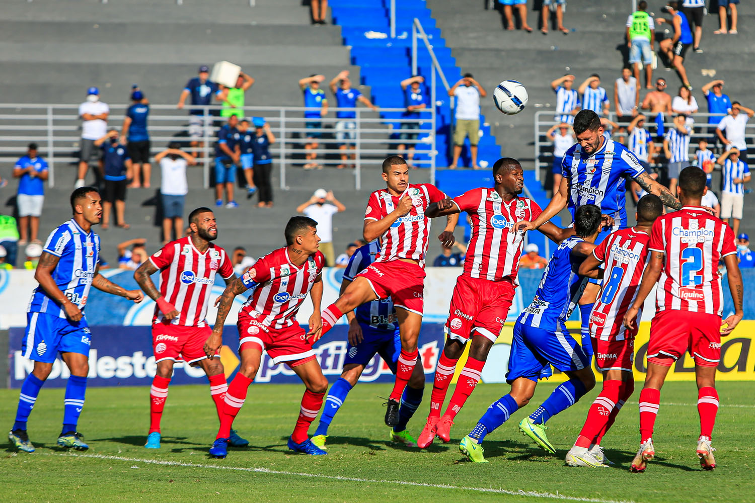 CSA vence o Náutico e encosta no Fortaleza, líder da Copa do Nordeste: 3 a 1