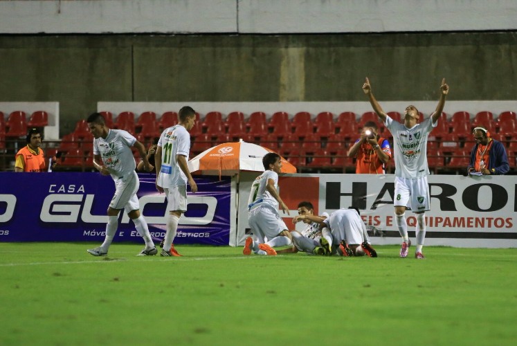 Murici vence o Galo por 3x1 e briga por vaga nas semifinais do Alagoano 