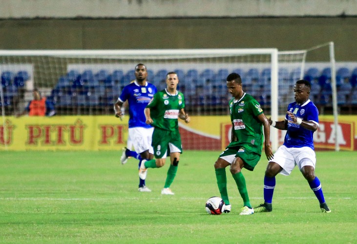 Times se enfrentaram no Estádio Rei Pelé