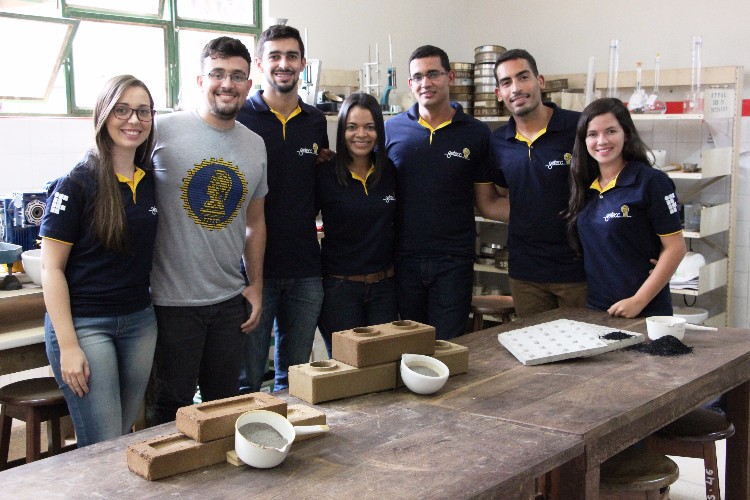 Pesquisas foram desenvolvidas em laboratório do Ifal de Palmeira