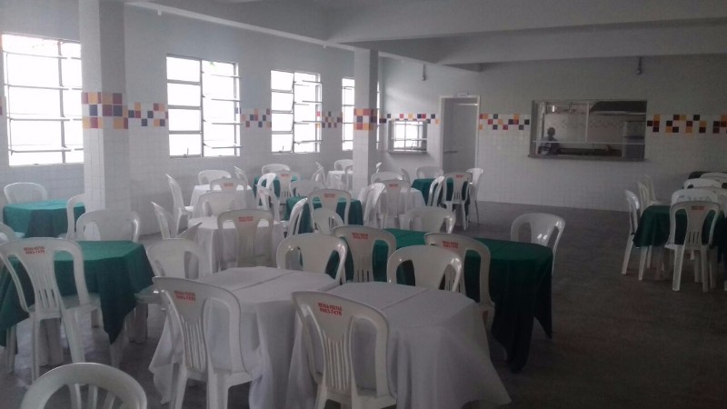 Escola passou por reforma e recebeu novos espaços