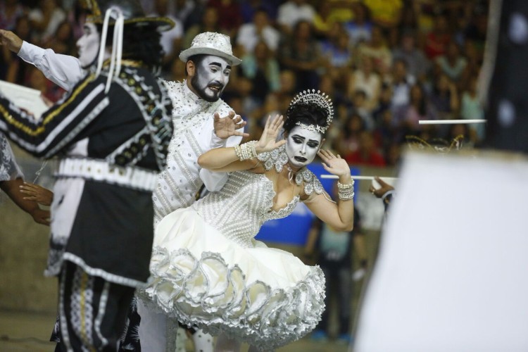 Quadrilha Luar do Sertão homenageou Maria Bonita