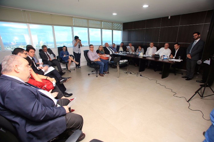 Encontro com ministro, deputados e senadores debateu proposta de rezoneamento para 2018