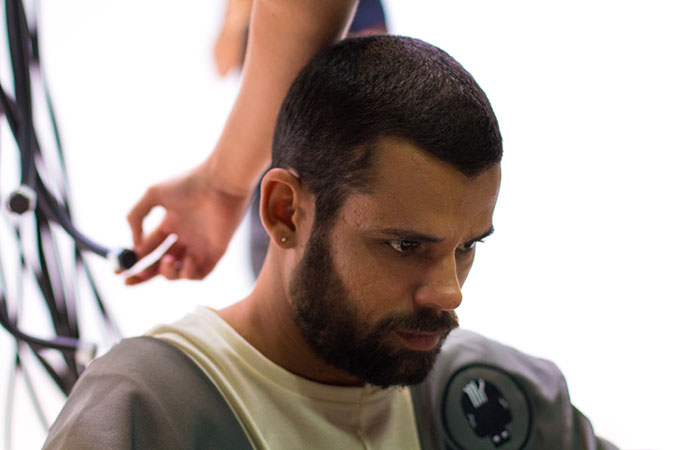 Cantor e Vitor Pirralho rodaram o vídeo da música 'Rumo e Rumores'