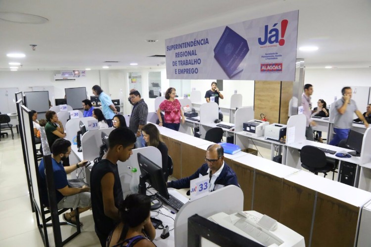 Superintendência do Trabalho retoma emissão de CTPS