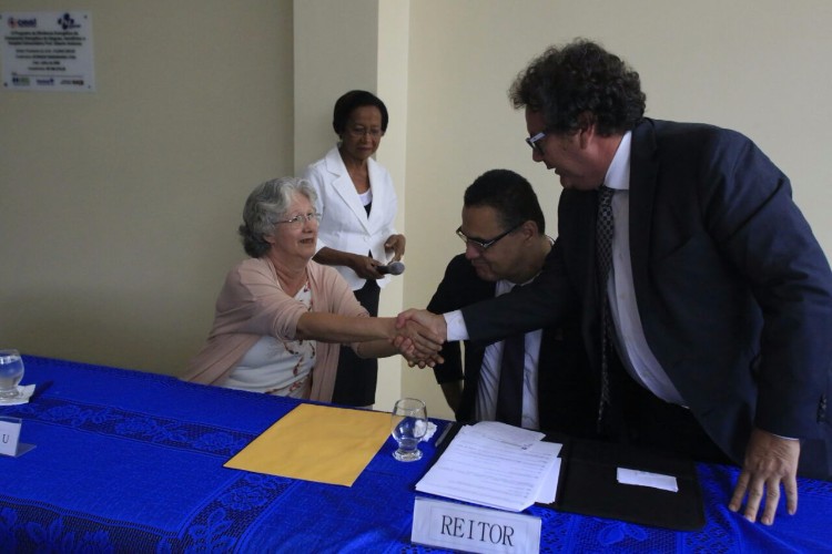 Regina Maria dos Santos assume oficialmente o comando do hospital a partir desta terça-feira