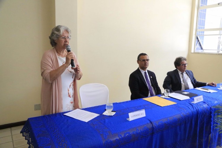 Regina Maria dos Santos assume oficialmente o comando do hospital a partir desta terça-feira