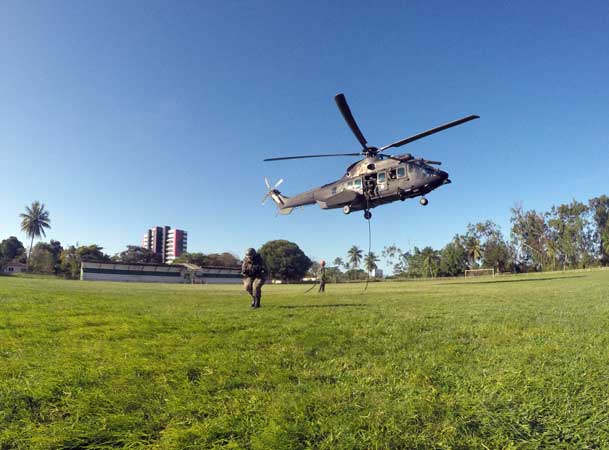 Com a 'Operação Rotores',  o 1º Batalhão de Aviação do Exército desembarcou em Alagoas