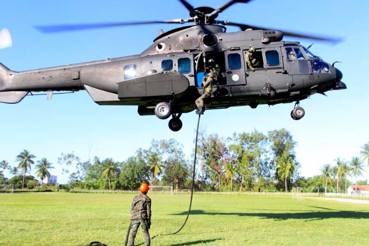 Com a 'Operação Rotores',  o 1º Batalhão de Aviação do Exército desembarcou em Alagoas
