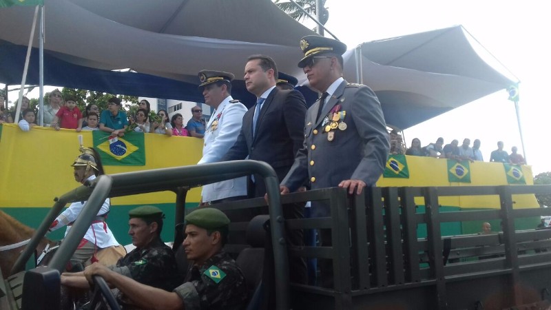 Desfile cívico de 7 de Setembro aconteceu em trecho da orla de Maceió