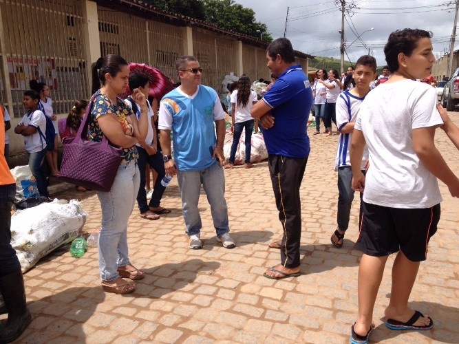 Comunidade acadêmica se envolveu no recolhimento e pesagem do material