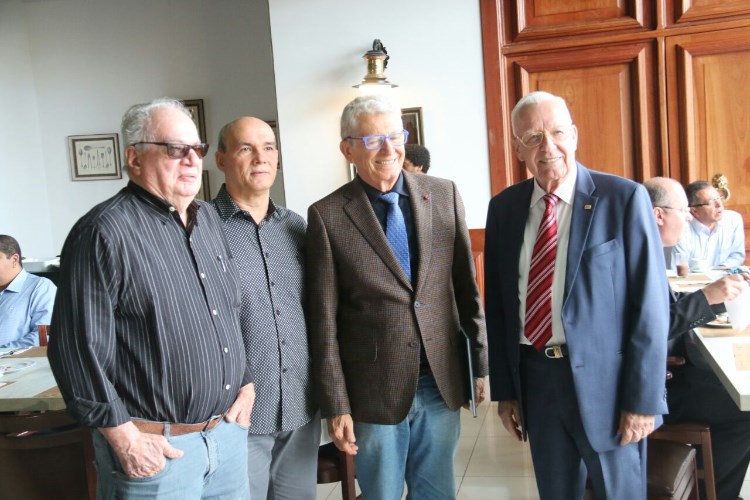 A obra 'Alagoas 200 anos' contempla 10 fascículos distribuídos aos assinantes da Gazeta 