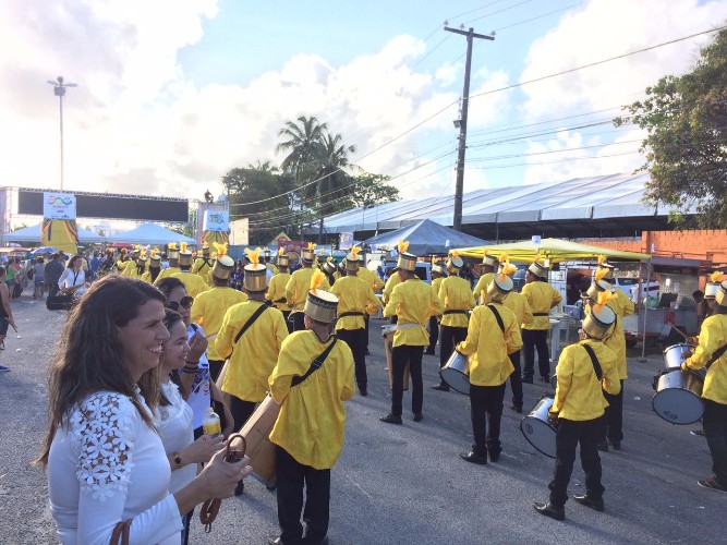Cerimônia foi marcada por apresentações de escolas e bandas de fanfarra de todo o estado