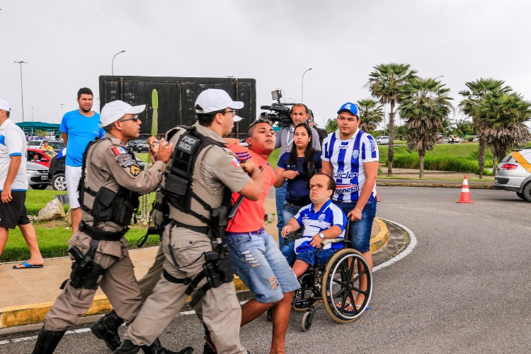CSA venceu o Tombense por 2 a 0 e está prestes a ir para a Série B