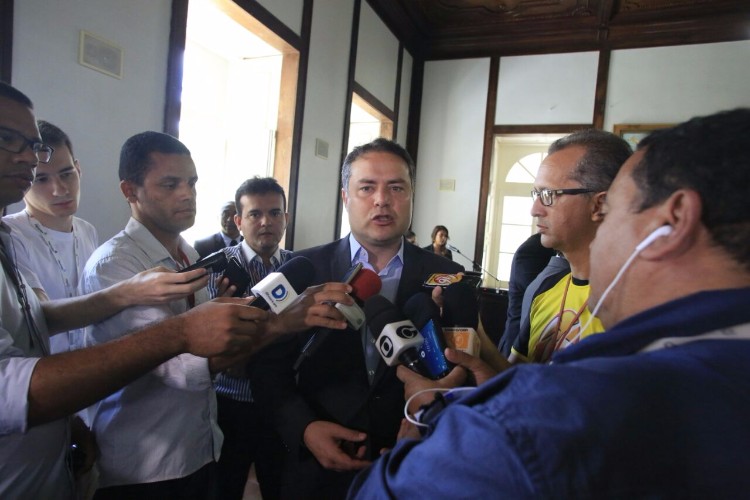 Governo lançou, nesta quarta-feira (20), selo e carimbo em comemoração ao bicentenário de Alagoas. 