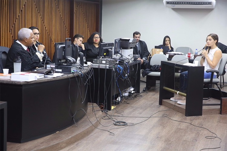 Julgamento do caso é realizado no Fórum de Maceió